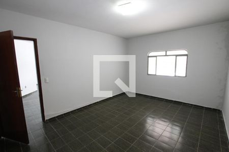 suite de casa para alugar com 5 quartos, 284m² em Parque Amazonia, Goiânia