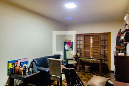 Sala de casa à venda com 3 quartos, 180m² em Campo Belo, São Paulo