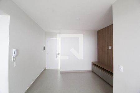 Sala de apartamento para alugar com 3 quartos, 80m² em Santa Mônica, Uberlândia