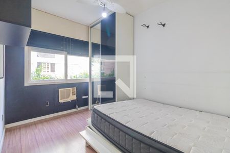 Quarto 1 de apartamento à venda com 2 quartos, 70m² em Cavalhada, Porto Alegre