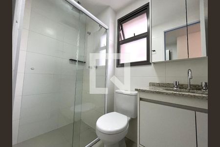 Banheiro  de apartamento para alugar com 1 quarto, 25m² em Vila Guarani (zona Sul), São Paulo