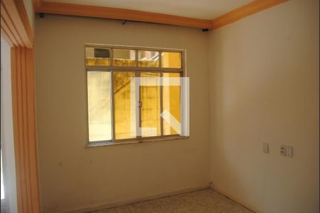 Sala de casa para alugar com 4 quartos, 110m² em Mussurunga I, Salvador