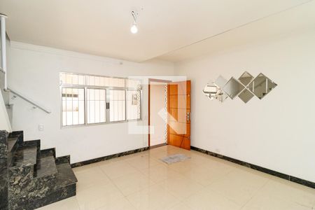 Sala de casa para alugar com 3 quartos, 156m² em Vila Medeiros, São Paulo