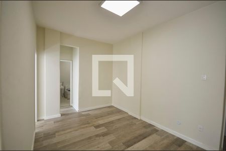 Sala de apartamento à venda com 2 quartos, 60m² em Maracanã, Rio de Janeiro