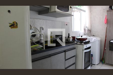 Sala/Cozinha/ área serviço de apartamento à venda com 2 quartos, 42m² em Sarandi, Porto Alegre