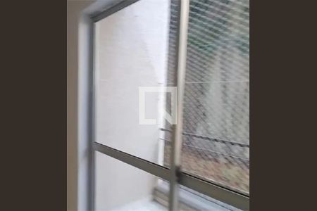 Apartamento à venda com 2 quartos, 59m² em Jardim Ester Yolanda, São Paulo