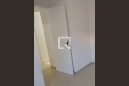 Apartamento à venda com 2 quartos, 59m² em Jardim Ester Yolanda, São Paulo