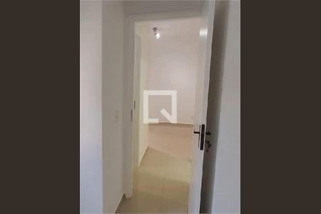 Apartamento à venda com 2 quartos, 59m² em Jardim Ester Yolanda, São Paulo