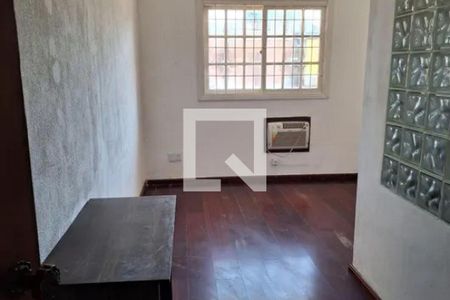 Casa à venda com 4 quartos, 200m² em Partenon, Porto Alegre