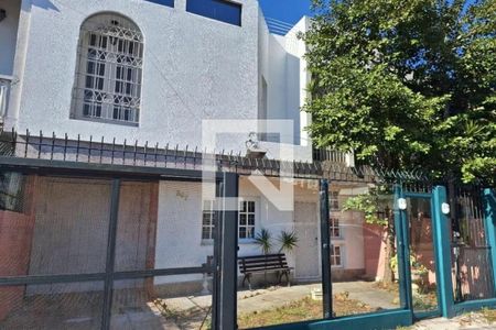 Casa à venda com 4 quartos, 200m² em Partenon, Porto Alegre