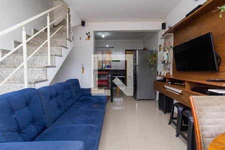 Casa de condomínio à venda com 90m², 2 quartos e 1 vagaSala