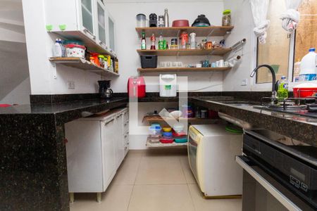 Casa à venda com 90m², 2 quartos e 1 vaga Casa à venda com 90m², 2 quartos e 1 vagaCozinha