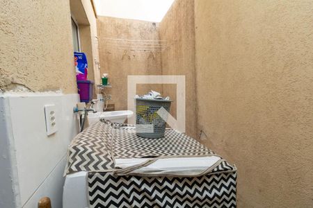 Casa à venda com 90m², 2 quartos e 1 vaga Casa à venda com 90m², 2 quartos e 1 vagaÁrea de Serviço