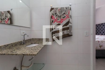 Casa à venda com 90m², 2 quartos e 1 vaga Casa à venda com 90m², 2 quartos e 1 vagaBanheiro da suíte 1