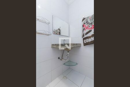 Casa à venda com 90m², 2 quartos e 1 vaga Casa à venda com 90m², 2 quartos e 1 vagaBanheiro da suíte 1