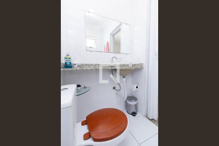 Casa à venda com 90m², 2 quartos e 1 vaga Casa à venda com 90m², 2 quartos e 1 vagaBanheiro da suíte 2