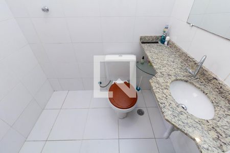 Casa à venda com 90m², 2 quartos e 1 vaga Casa à venda com 90m², 2 quartos e 1 vagaBanheiro da suíte 2