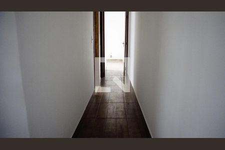 Corredor de apartamento à venda com 4 quartos, 150m² em Taquara, Rio de Janeiro