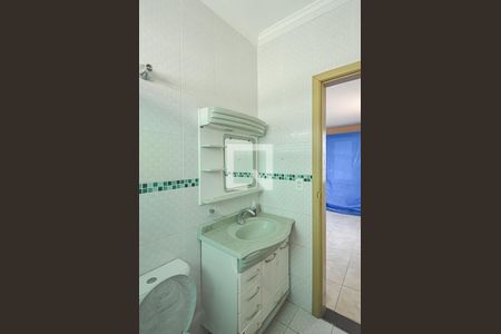 Banheiro de casa para alugar com 1 quarto, 70m² em Taboão, São Bernardo do Campo