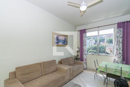 Sala de apartamento para alugar com 2 quartos, 60m² em Brás de Pina, Rio de Janeiro