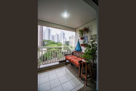 Varanda Sala de apartamento à venda com 3 quartos, 118m² em Jardim Lar Sao Paulo, São Paulo