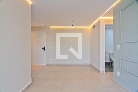 Sala de apartamento à venda com 2 quartos, 66m² em Vila Santa Delfina, São Paulo