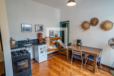 Sala de apartamento à venda com 2 quartos, 80m² em Laranjeiras, Rio de Janeiro