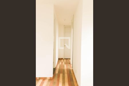 Corredor de apartamento para alugar com 2 quartos, 40m² em Piedade, Rio de Janeiro