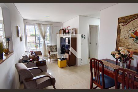 sala de apartamento para alugar com 2 quartos, 64m² em Camorim, Rio de Janeiro