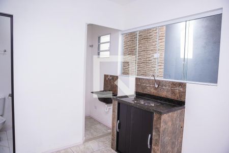 Sala/Cozinha e Área de Serviço de kitnet/studio para alugar com 1 quarto, 22m² em Cangaiba, São Paulo