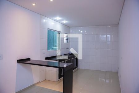 Sala/Cozinha e Área de Serviço de kitnet/studio para alugar com 1 quarto, 35m² em Cangaiba, São Paulo