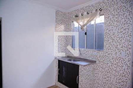 Sala/Cozinha de kitnet/studio para alugar com 1 quarto, 32m² em Cangaiba, São Paulo