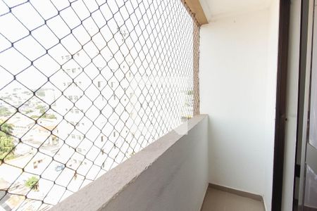 Varanda da Sala de apartamento para alugar com 3 quartos, 67m² em Jardim Itapemirim, São Paulo