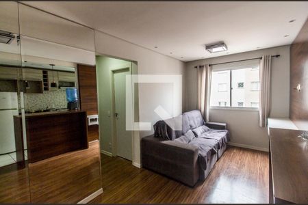 Sala de TV de apartamento para alugar com 2 quartos, 51m² em Centro, Barueri