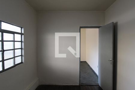 Quarto de casa para alugar com 1 quarto, 70m² em Glória, Belo Horizonte