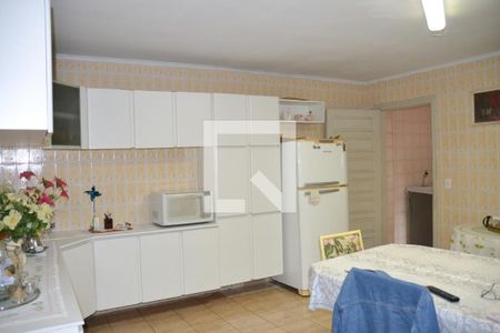 Casa à venda com 180m², 3 quartos e 1 vaga Casa à venda com 180m², 3 quartos e 1 vagaCozinha