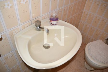 Casa à venda com 180m², 3 quartos e 1 vaga Casa à venda com 180m², 3 quartos e 1 vagaLavabo