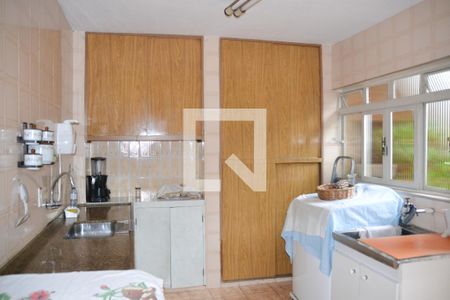 Casa à venda com 180m², 3 quartos e 1 vaga Casa à venda com 180m², 3 quartos e 1 vagaCozinha