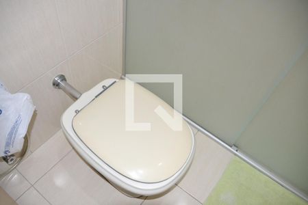 Casa à venda com 180m², 3 quartos e 1 vaga Casa à venda com 180m², 3 quartos e 1 vagaSuíte