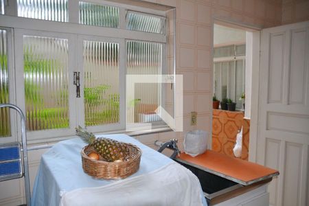 Casa à venda com 180m², 3 quartos e 1 vaga Casa à venda com 180m², 3 quartos e 1 vagaÁrea de Serviço