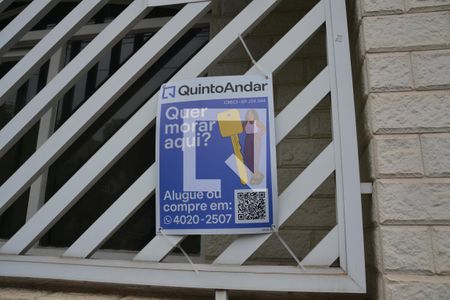 Casa à venda com 180m², 3 quartos e 1 vaga Casa à venda com 180m², 3 quartos e 1 vagaPlaca