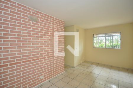 Sala de apartamento para alugar com 3 quartos, 75m² em Parque Pinheiros, Taboão da Serra