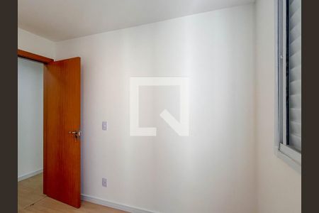 Quarto 1 de apartamento para alugar com 2 quartos, 45m² em Jardim Iris, São Paulo