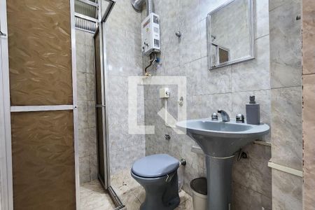 Banheiro de apartamento à venda com 1 quarto, 20m² em Flamengo, Rio de Janeiro