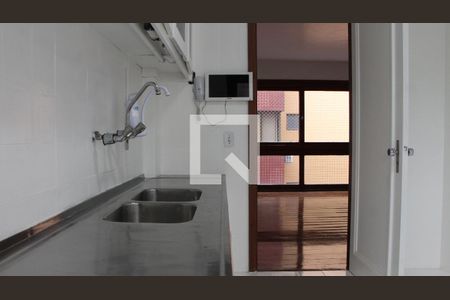 Cozinha de apartamento à venda com 3 quartos, 120m² em Moinhos de Vento, Porto Alegre