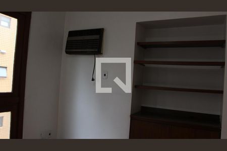 quarto 1 de apartamento à venda com 3 quartos, 120m² em Moinhos de Vento, Porto Alegre