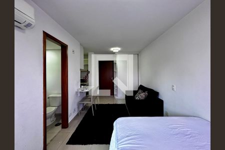 Quarto de kitnet/studio à venda com 0 quarto, 30m² em Campo Belo, São Paulo