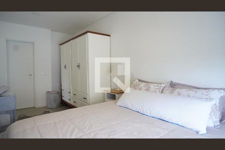 Suíte de apartamento para alugar com 2 quartos, 178m² em Campeche, Florianópolis