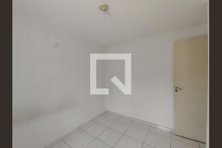 Quarto 2 de apartamento para alugar com 2 quartos, 45m² em Jardim Vista Alegre, Ferraz de Vasconcelos