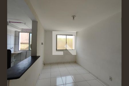 Sala de apartamento para alugar com 2 quartos, 45m² em Jardim Vista Alegre, Ferraz de Vasconcelos